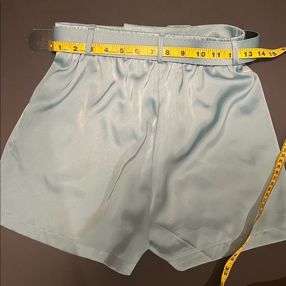 Satin Two-Piece Shorts Set - Picture 6 of 8